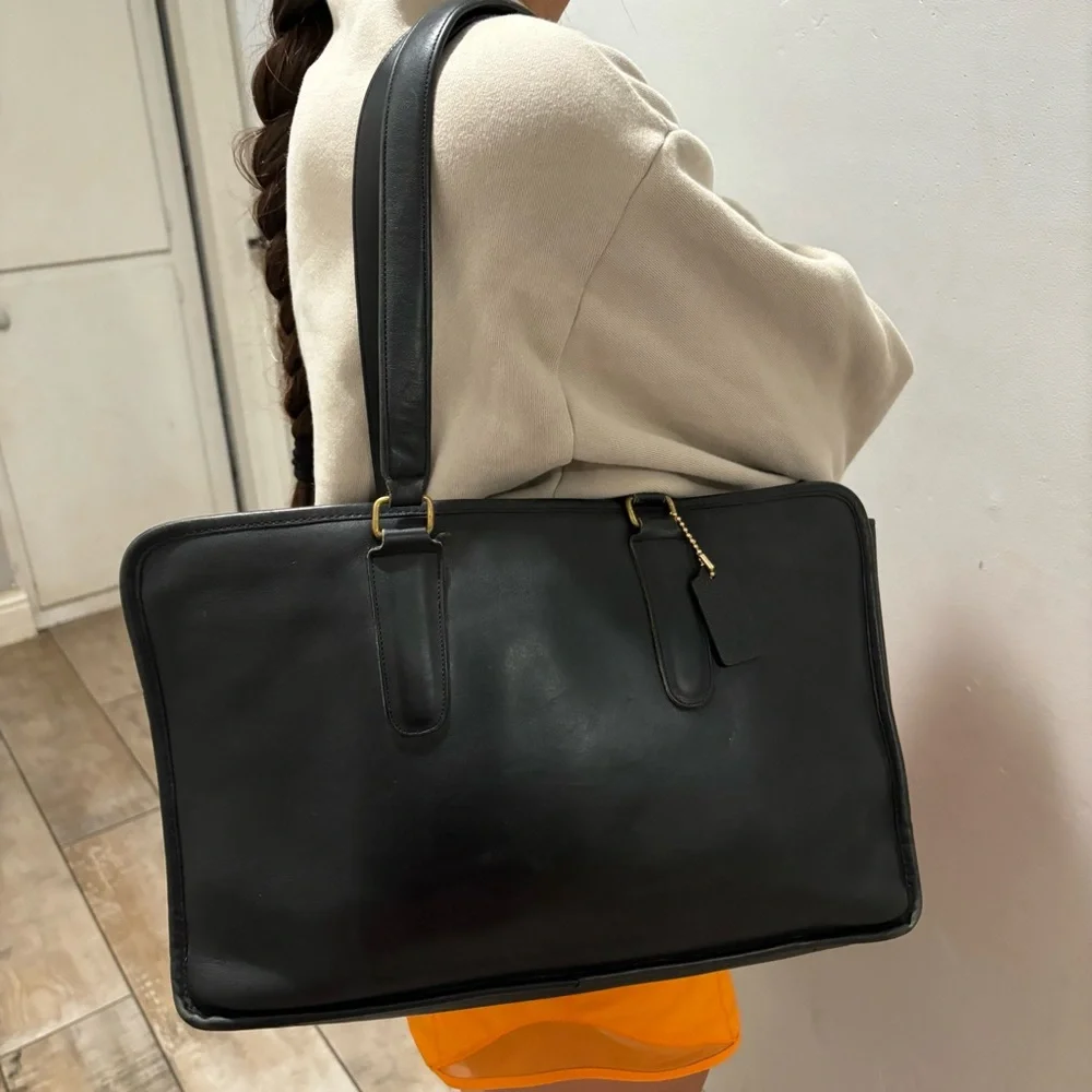 Coach Vintage Marketing Tote - Picture 10 of 15